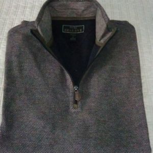 Jos A.Bank Reserve Collection 100% Cotton Sweater Medium.